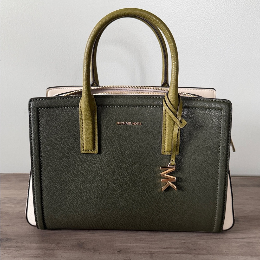 BRAND NEW Michael Kors Laila Olive Green & Ivy Medium Satchel with Gold Hardware - Picture 7 of 7